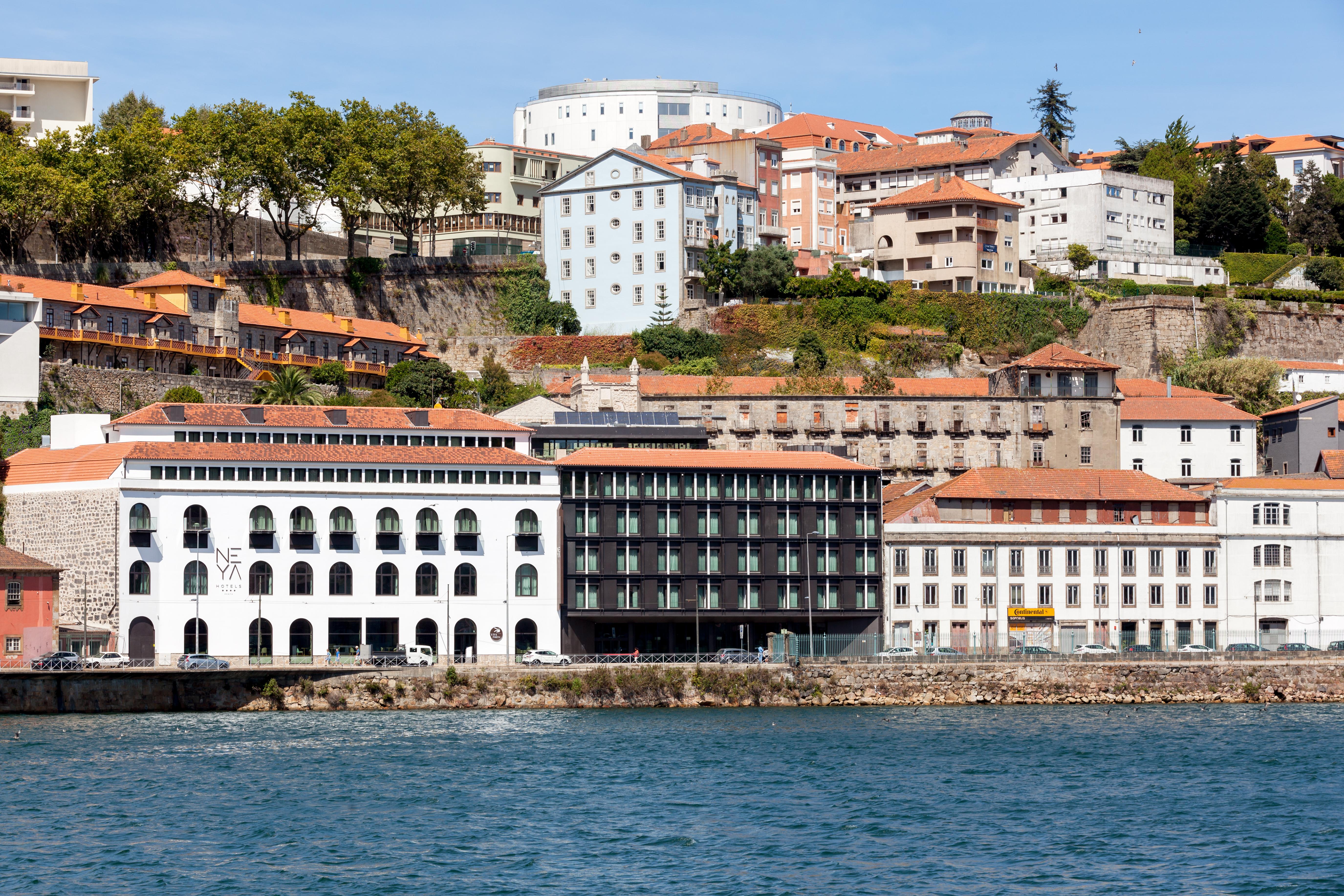 Neya Porto Hotel Exterior photo